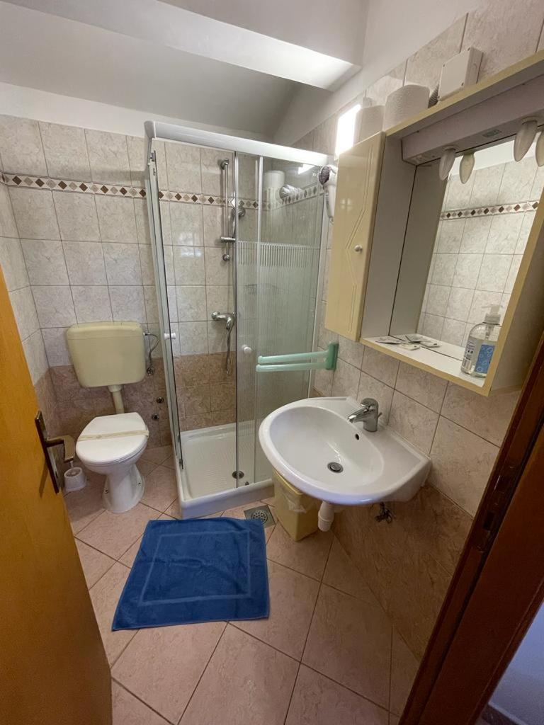 Apartament Rozi